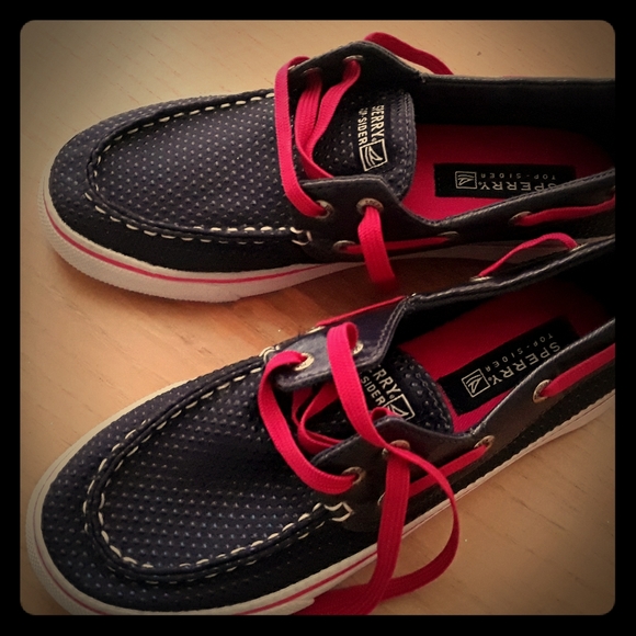 Girl-Sperry - Picture 1 of 3